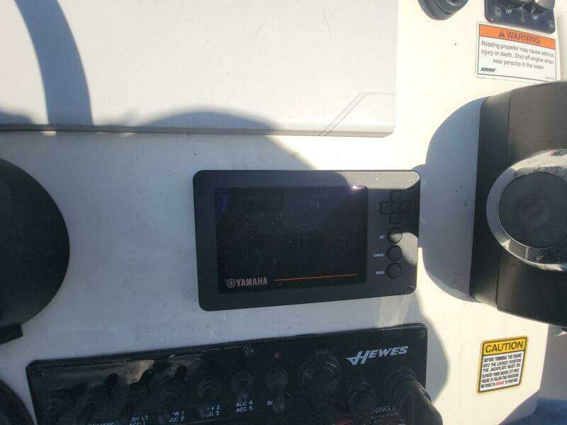 21ft Hewes Yacht For Sale