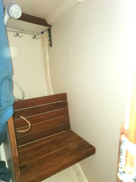 33' 1987 Cape Dory 330