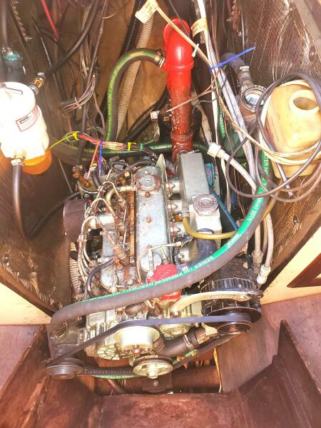 33' 1987 Cape Dory 330