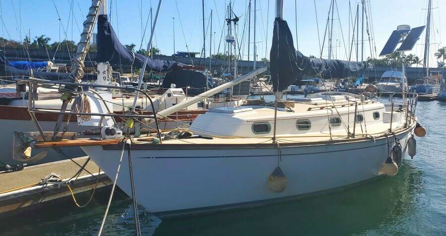 MILEKA V 33ft Cape Dory Yacht For Sale