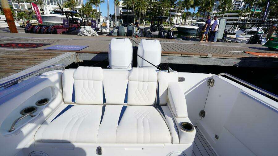 33ft Airship Yacht For Sale