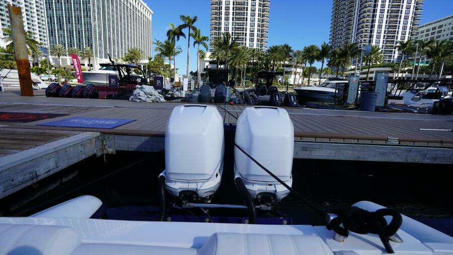 33ft Airship Yacht For Sale