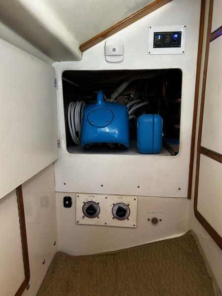 42' 1999 Catalina 42 MKII