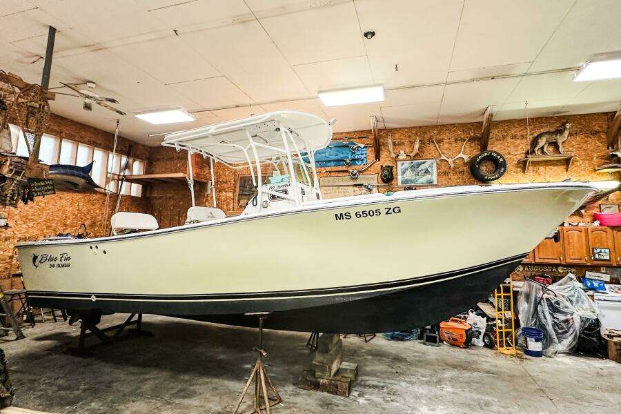 24ft Blue Fin Yacht For Sale