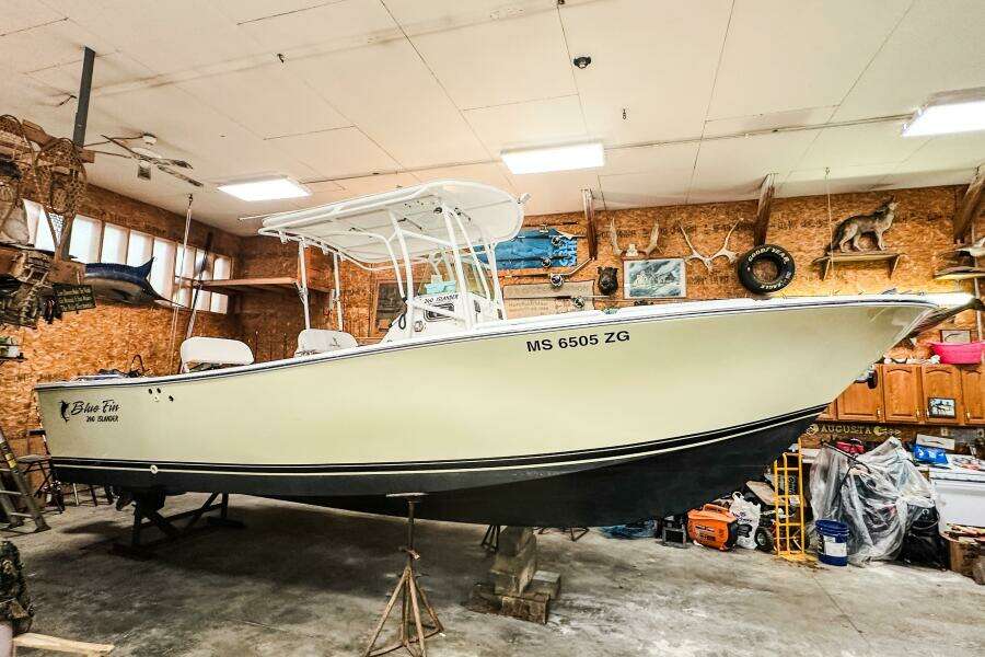 24ft Blue Fin Yacht For Sale