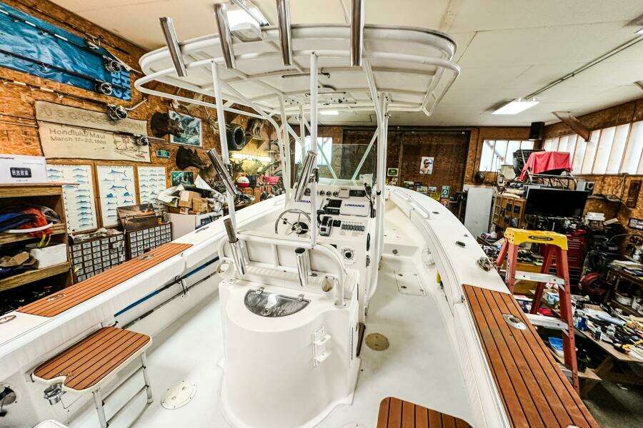 24ft Blue Fin Yacht For Sale