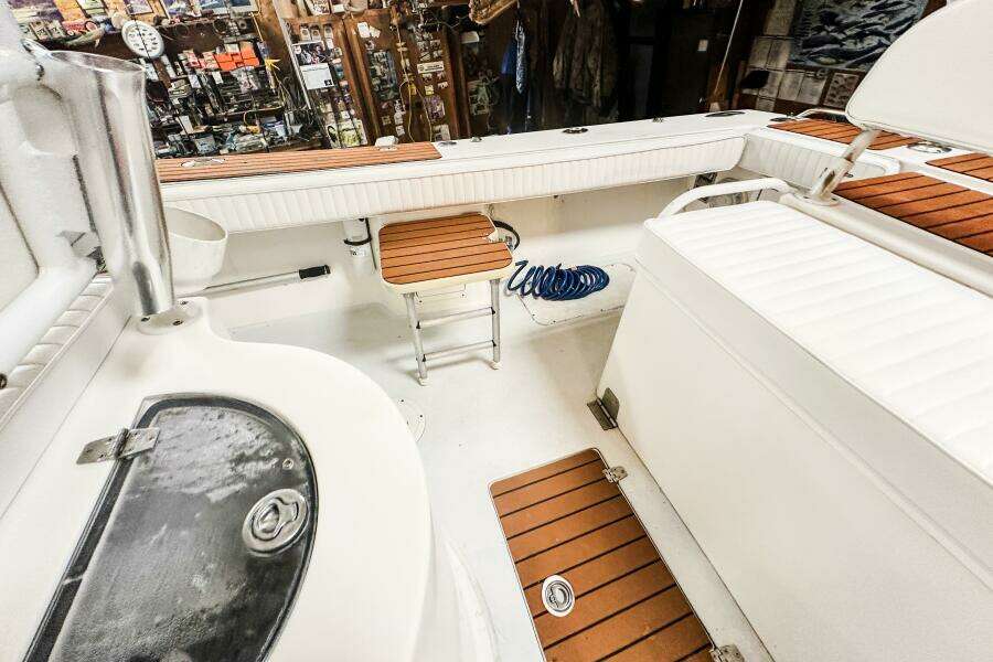 24ft Blue Fin Yacht For Sale