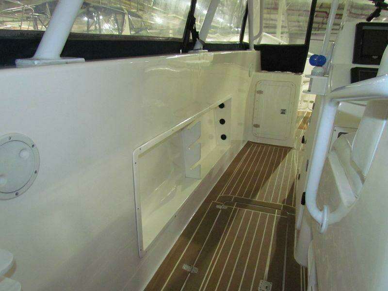 35ft Todomar Yacht For Sale