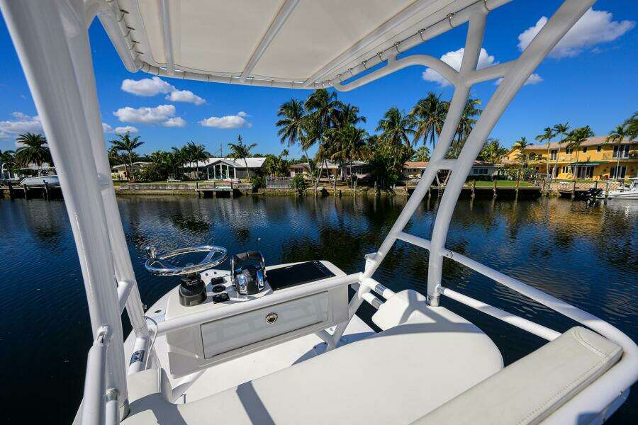 39ft Invincible Yacht For Sale