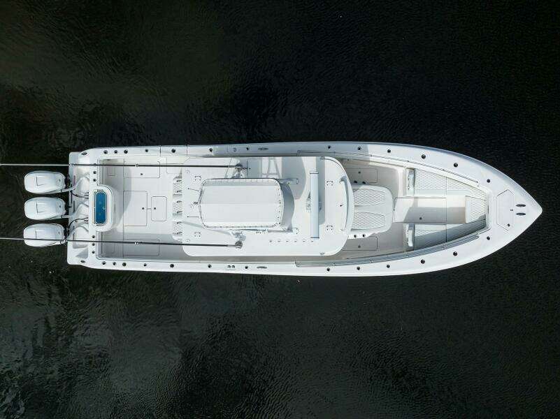 39ft Invincible Yacht For Sale