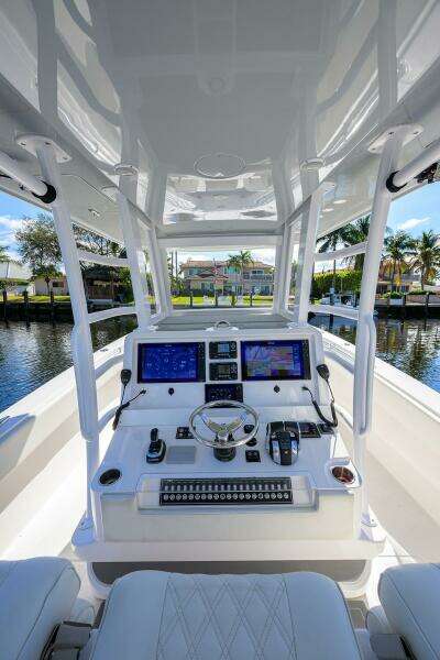 39ft Invincible Yacht For Sale