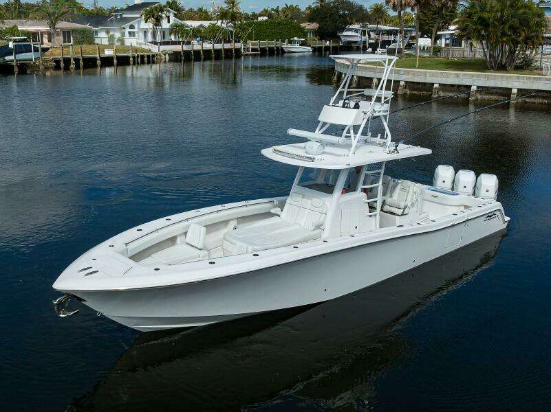 39ft Invincible Yacht For Sale