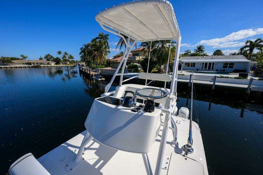 39ft Invincible Yacht For Sale