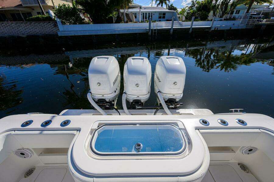 39ft Invincible Yacht For Sale