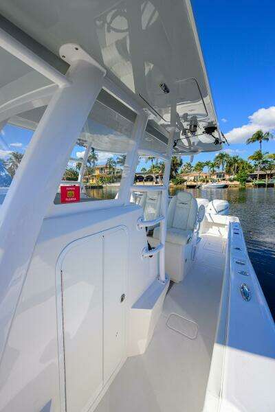 39ft Invincible Yacht For Sale