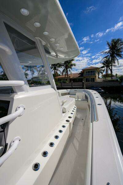 39ft Invincible Yacht For Sale