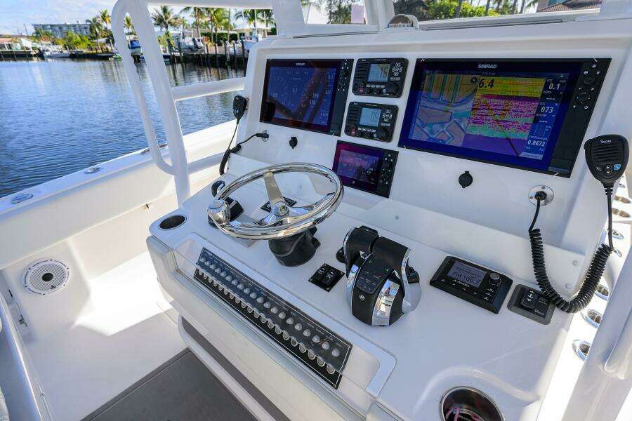 39ft Invincible Yacht For Sale