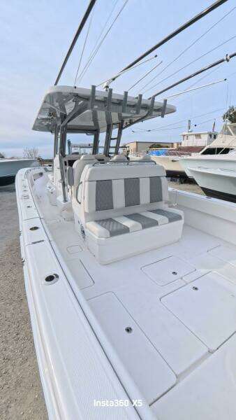 39ft Invincible Yacht For Sale