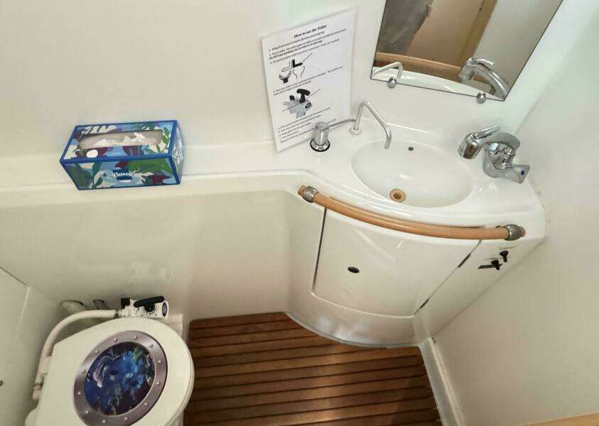 OSITA 38ft Lagoon Yacht For Sale