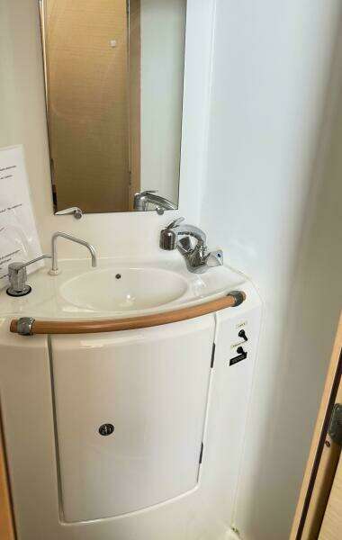 OSITA 38ft Lagoon Yacht For Sale