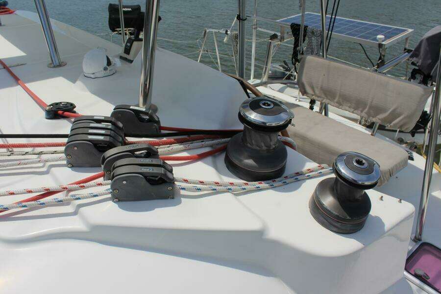 OSITA 38ft Lagoon Yacht For Sale