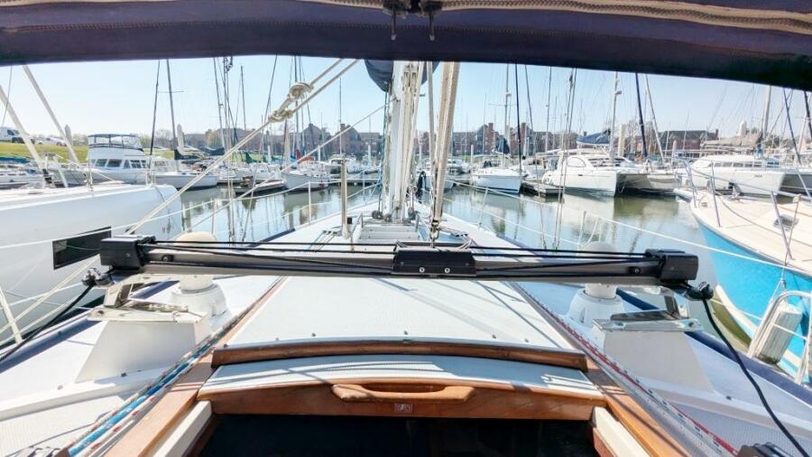 1989 Catalina 42