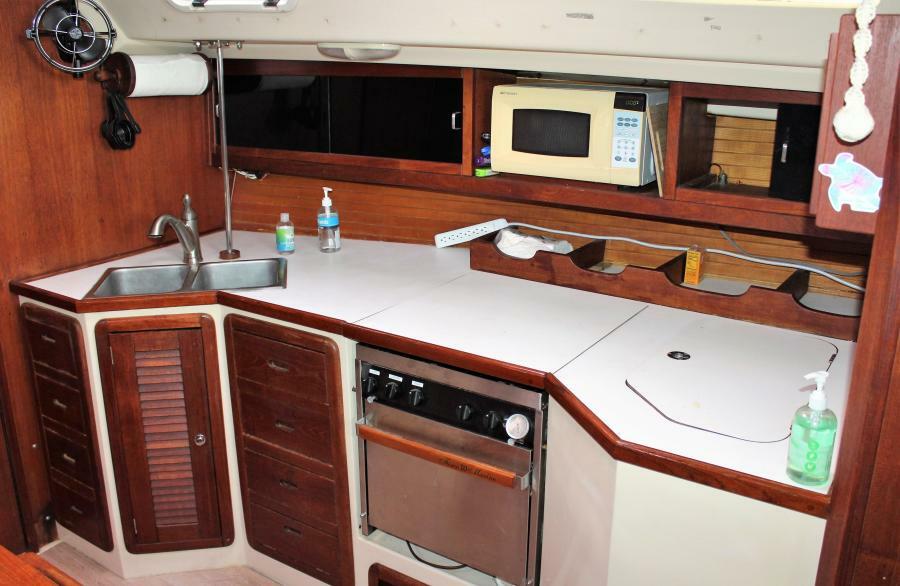 1989 Catalina 42