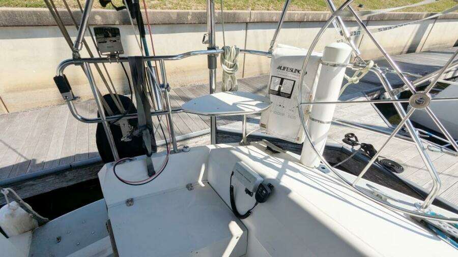 Cool Runnings 42ft Catalina Yacht For Sale