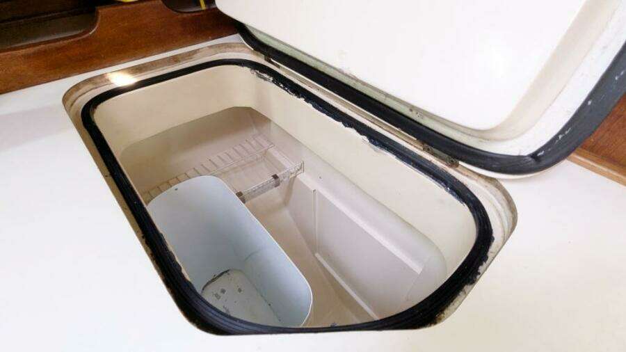 Cool Runnings 42ft Catalina Yacht For Sale