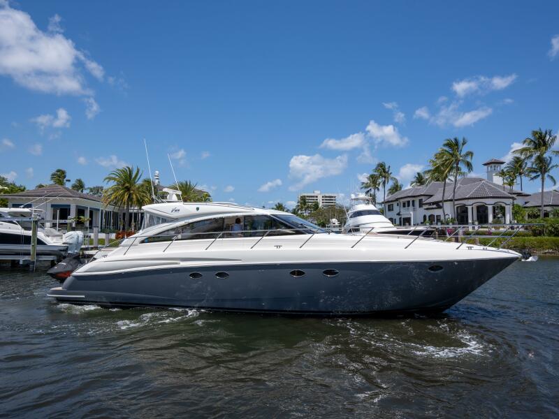 53' 2008 Princess V53