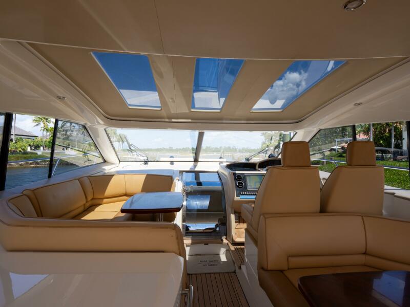 53' 2008 Princess V53