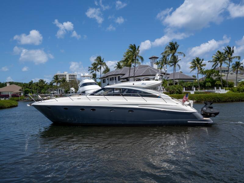53' 2008 Princess V53