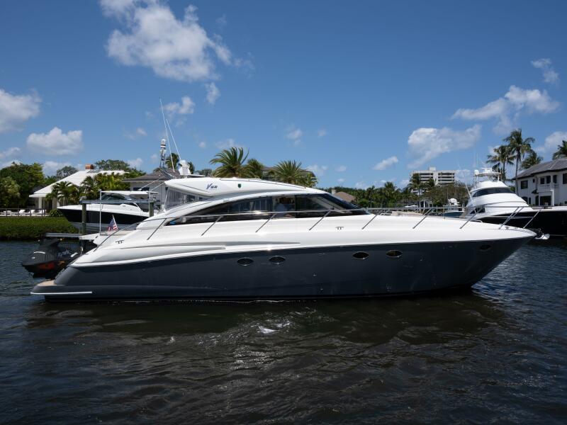 53' 2008 Princess V53