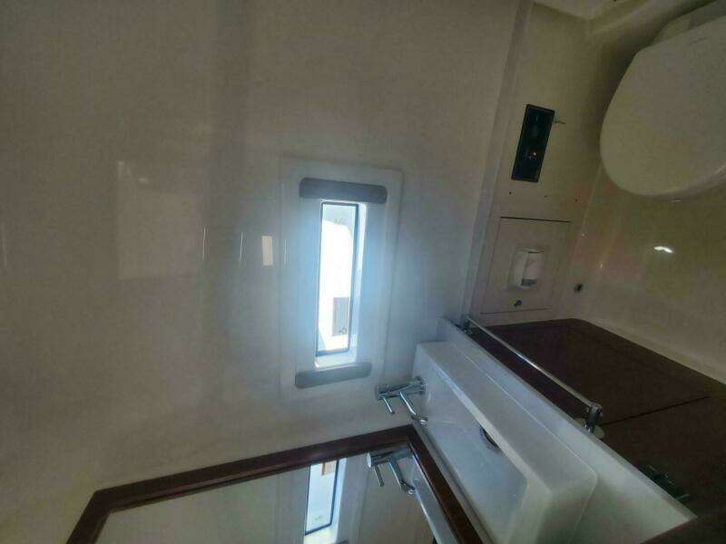 FIJI KAI 37ft Pursuit Yacht For Sale