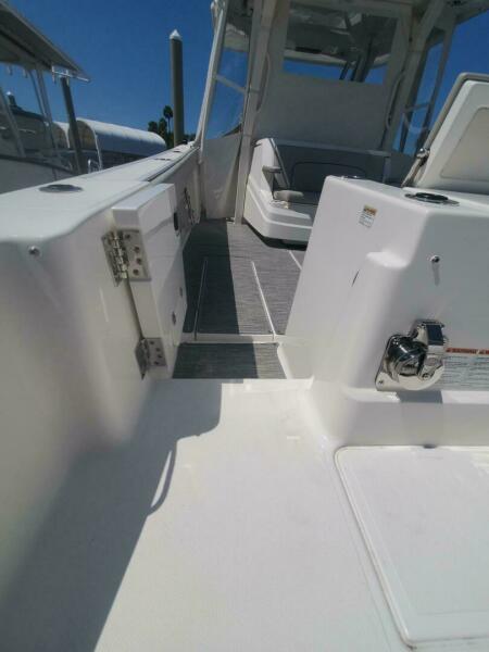 37' 2023 Pursuit S 378 Sport