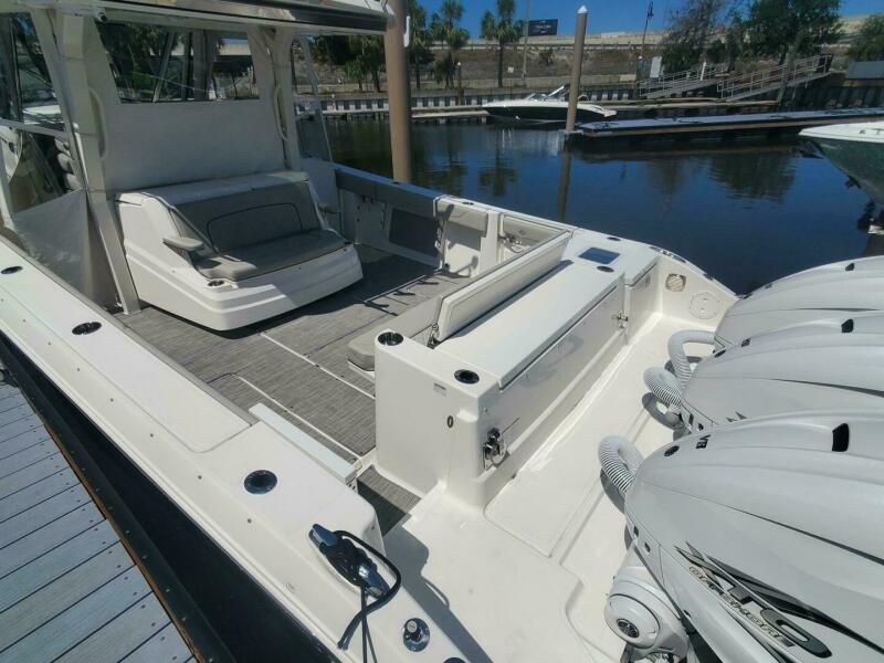 37' 2023 Pursuit S 378 Sport