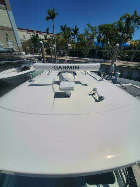 FIJI KAI 37ft Pursuit Yacht For Sale