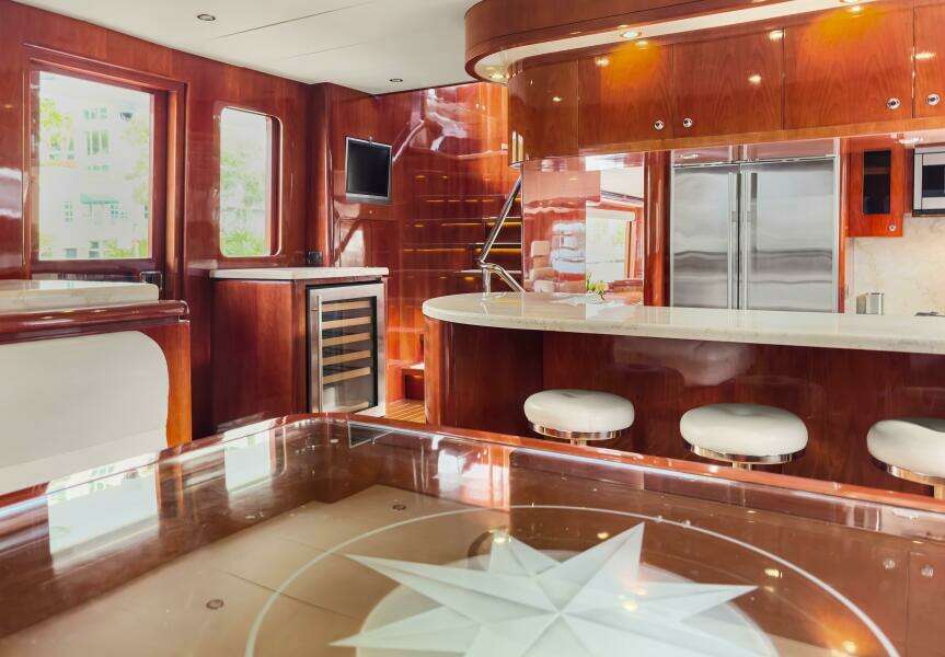 JusMad 80ft Ocean Alexander Yacht For Sale