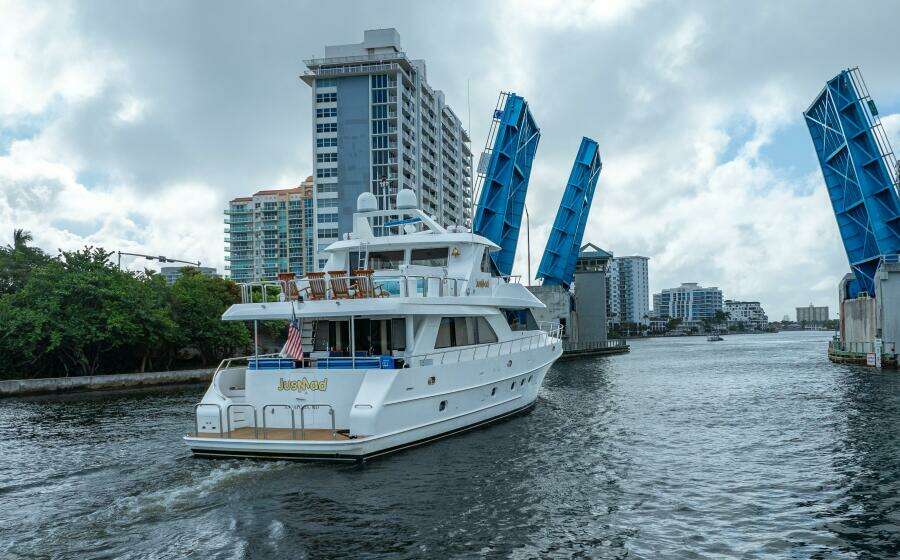 JusMad 80ft Ocean Alexander Yacht For Sale