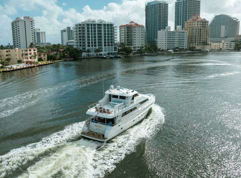 JusMad 80ft Ocean Alexander Yacht For Sale
