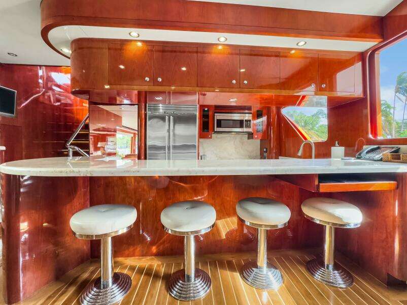 JusMad 80ft Ocean Alexander Yacht For Sale