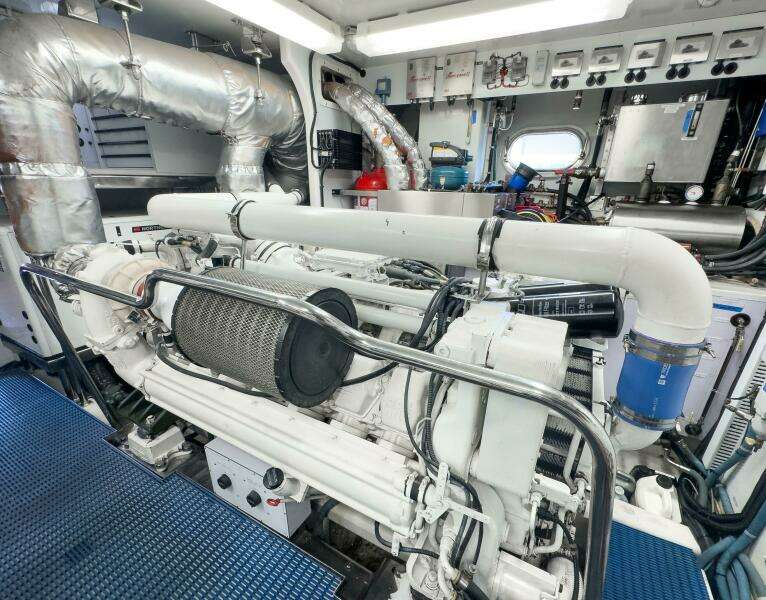 JusMad 80ft Ocean Alexander Yacht For Sale