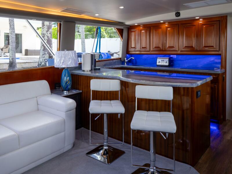 58' 1998 Viking 58 Convertible