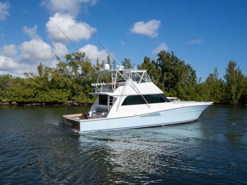 58' 1998 Viking 58 Convertible