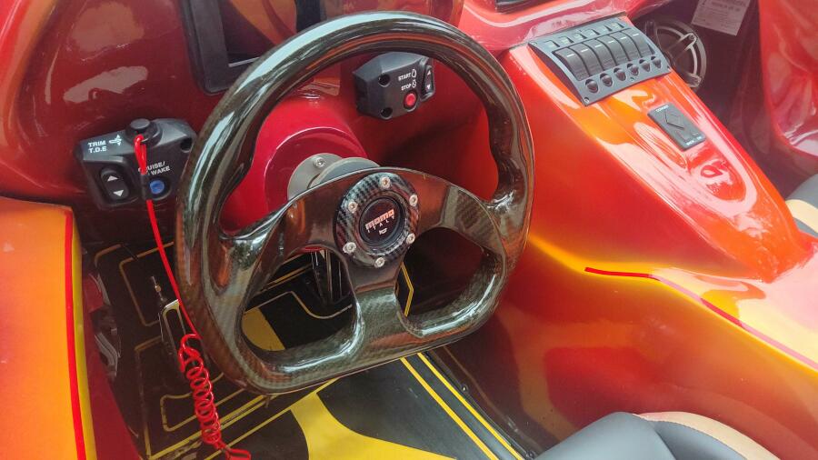 16' 2024 Watersports Car L Series