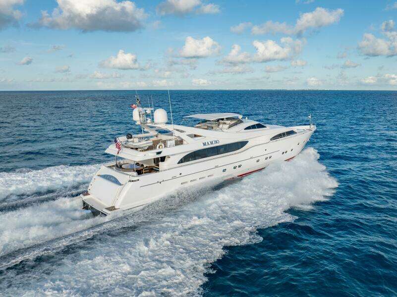 2004 Ferretti Yachts 