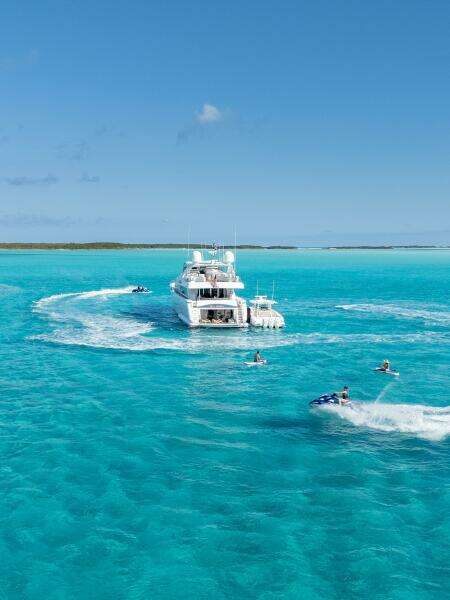 2004 Ferretti Yachts 