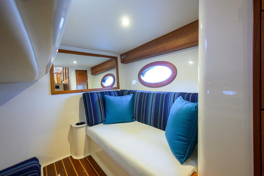 40' 2022 Hinckley 40X