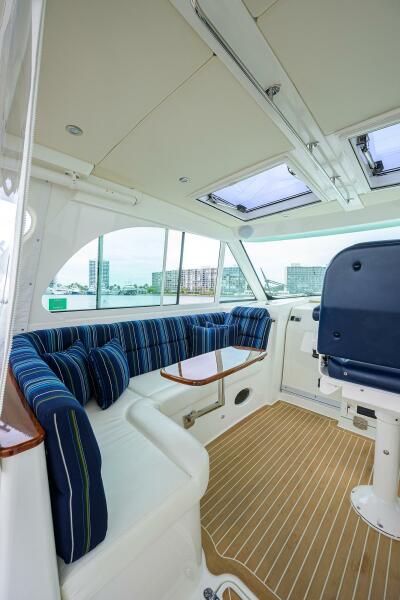 40' 2022 Hinckley 40X