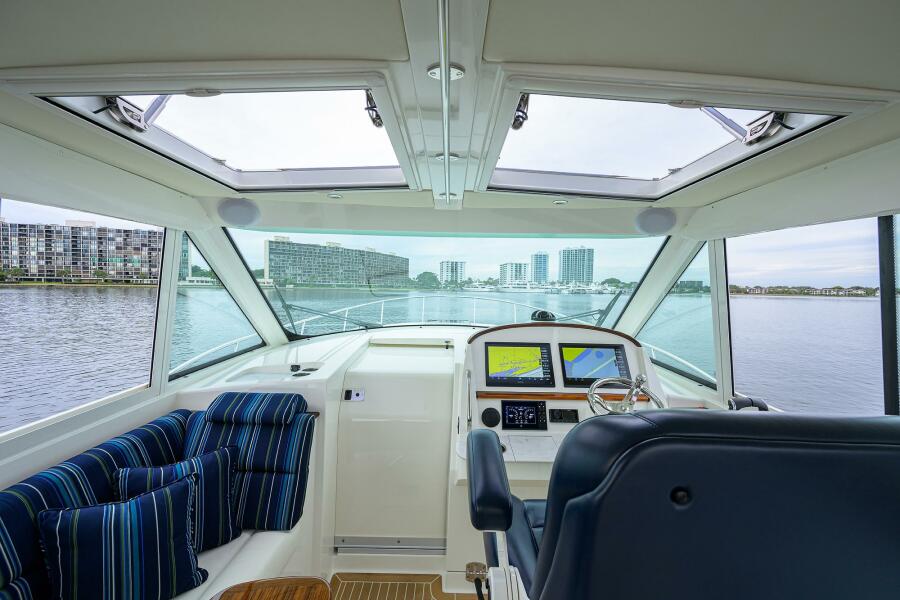 40' 2022 Hinckley 40X